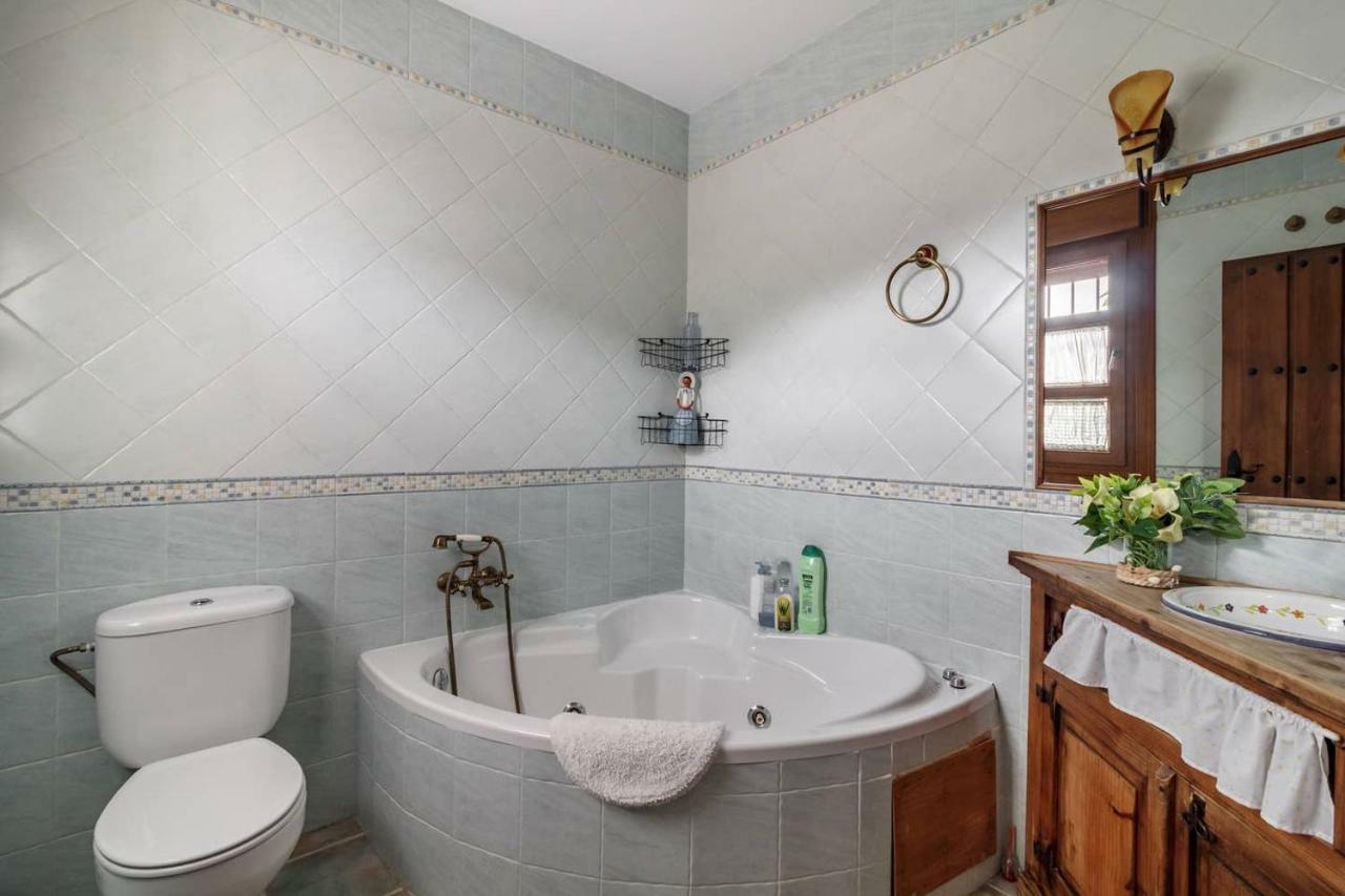 Encantadora Casa Con Piscina Privada Y Chimenea Padul Kültér fotó